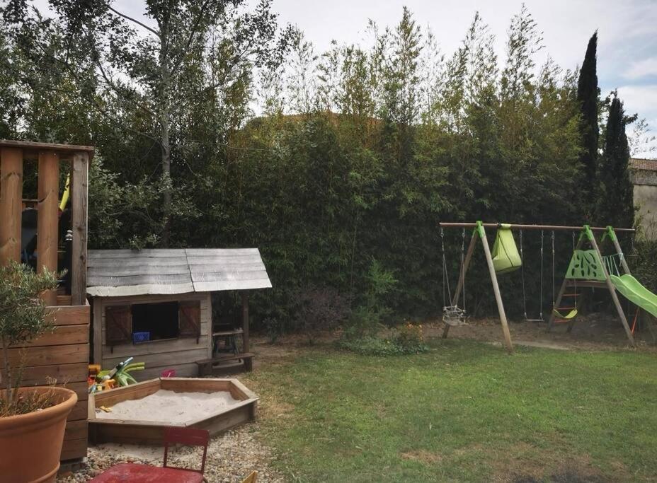 Maison Avec Piscine Dans Village Provencal. Courthézon Exterior foto