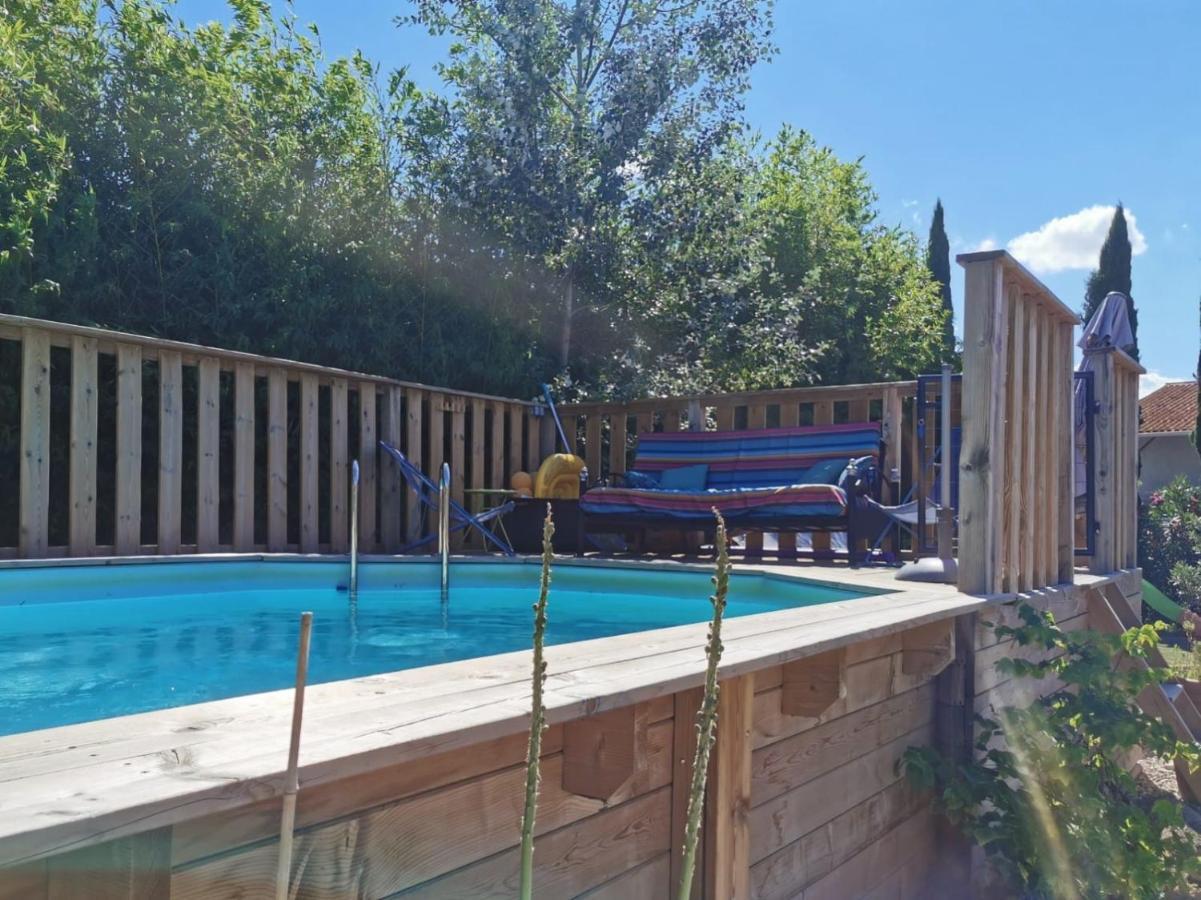 Maison Avec Piscine Dans Village Provencal. Courthézon Exterior foto